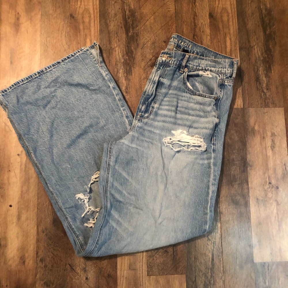 American Eagle Size 12 Long supper baggy wide legged jeans